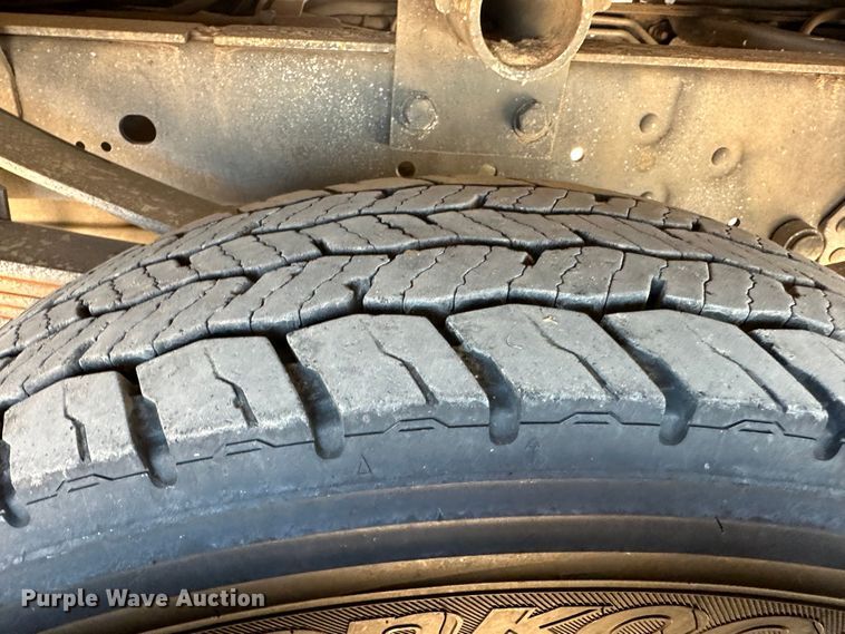 image for item KX9183 2012 Ford F550 Super Duty  bucket truck