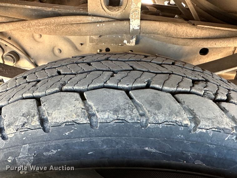 image for item KX9183 2012 Ford F550 Super Duty  bucket truck