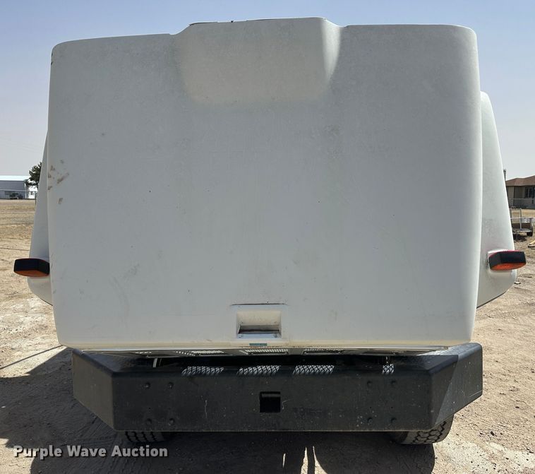 image for item KX9193 1981 International F-2654  dump truck