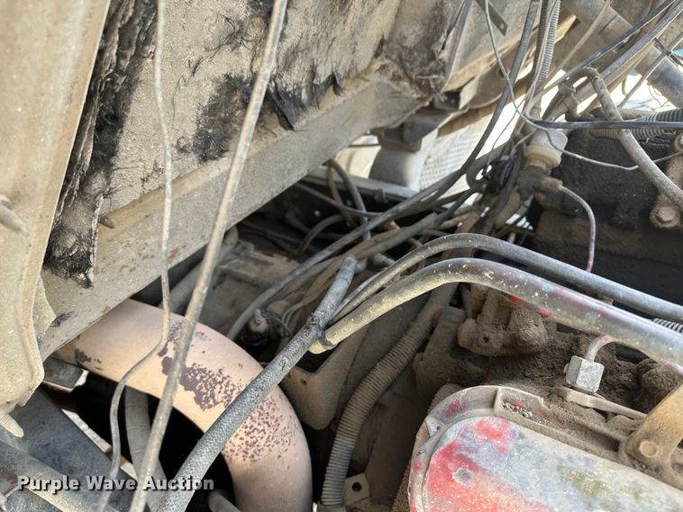 image for item KX9193 1981 International F-2654  dump truck