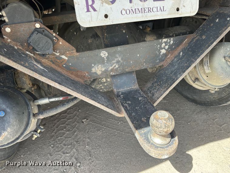 image for item KX9193 1981 International F-2654  dump truck