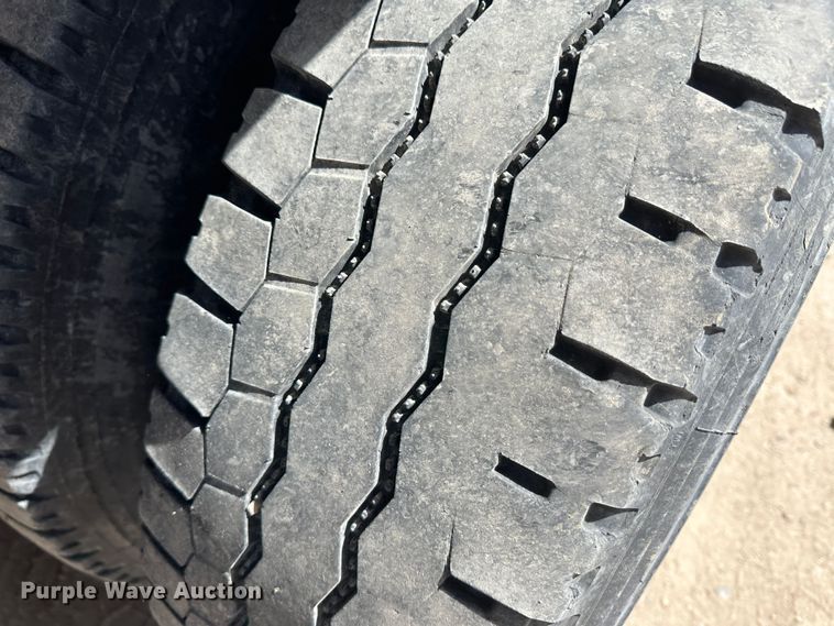 image for item KX9193 1981 International F-2654  dump truck