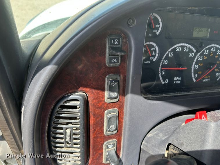 image for item KX9194 2009 Freightliner M106  flatbed truck