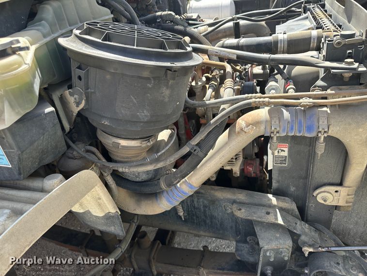 image for item KX9194 2009 Freightliner M106  flatbed truck