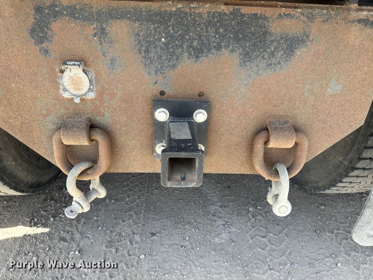 image for item KX9194 2009 Freightliner M106  flatbed truck