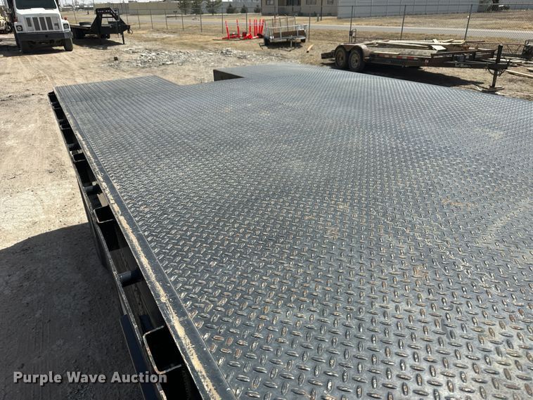 image for item KX9194 2009 Freightliner M106  flatbed truck