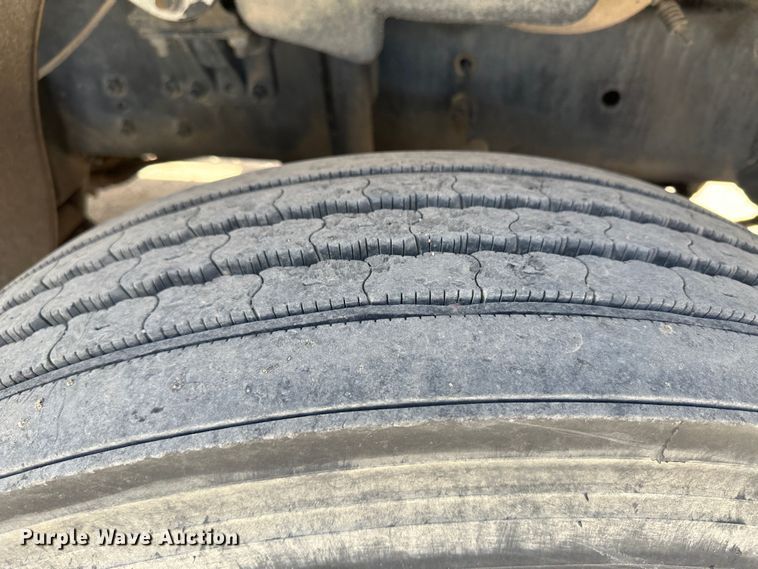 image for item KX9194 2009 Freightliner M106  flatbed truck