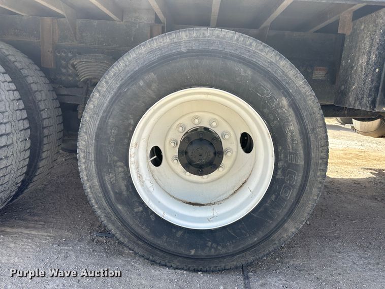 image for item KX9194 2009 Freightliner M106  flatbed truck