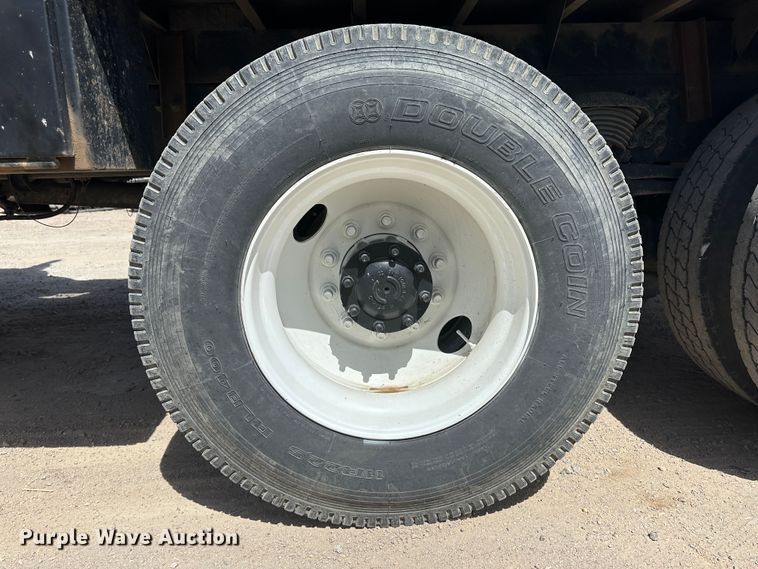 image for item KX9194 2009 Freightliner M106  flatbed truck