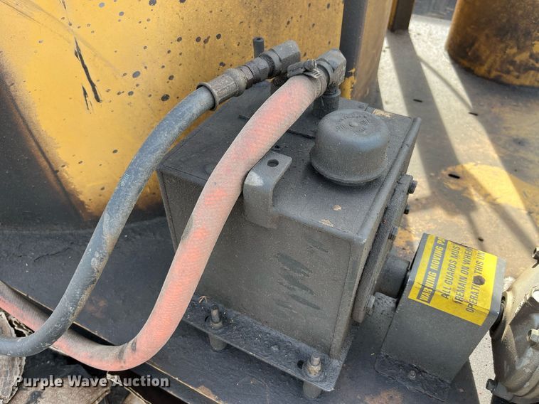 image for item LA9885 2011 SealMaster Crack Pro 100 Skid  crack sealer with 2011 Heartland trailer