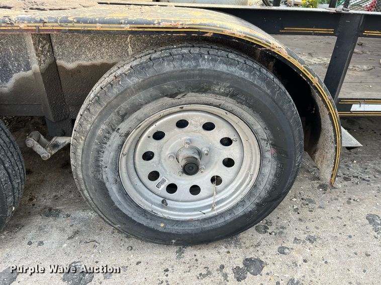 image for item LA9885 2011 SealMaster Crack Pro 100 Skid  crack sealer with 2011 Heartland trailer