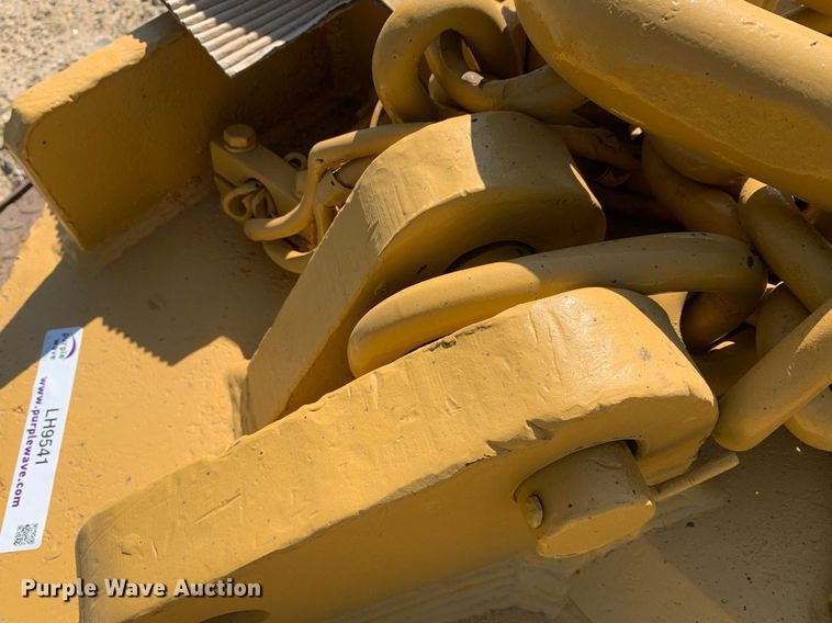 image for item LH9541 Magnetech B9005  excavator magnet