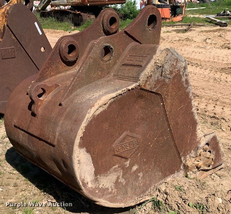 image for item LH9547 Hensley  excavator bucket