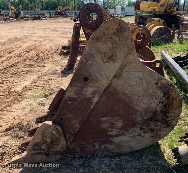 image for item LH9548 Caterpillar  excavator bucket