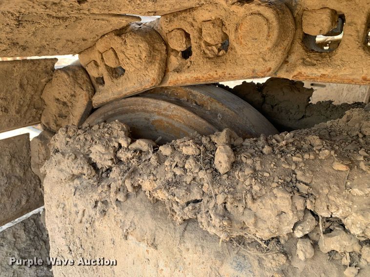 image for item LH9549 2001 John Deere 200LC  excavator