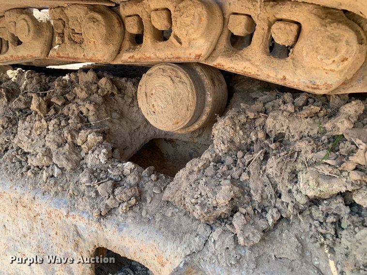 image for item LH9549 2001 John Deere 200LC  excavator