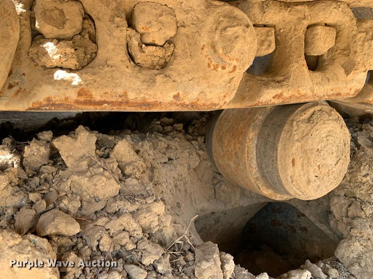 image for item LH9549 2001 John Deere 200LC  excavator