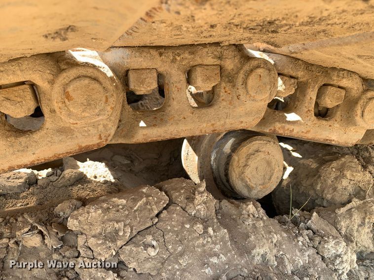 image for item LH9549 2001 John Deere 200LC  excavator