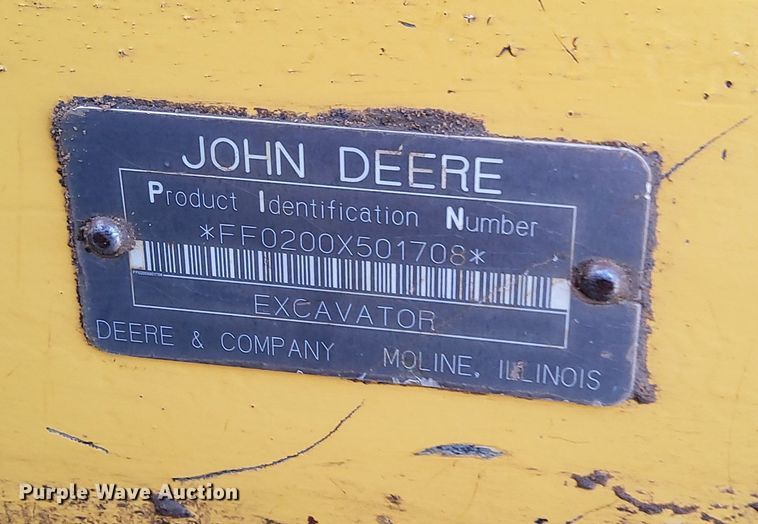 image for item LH9549 2001 John Deere 200LC  excavator