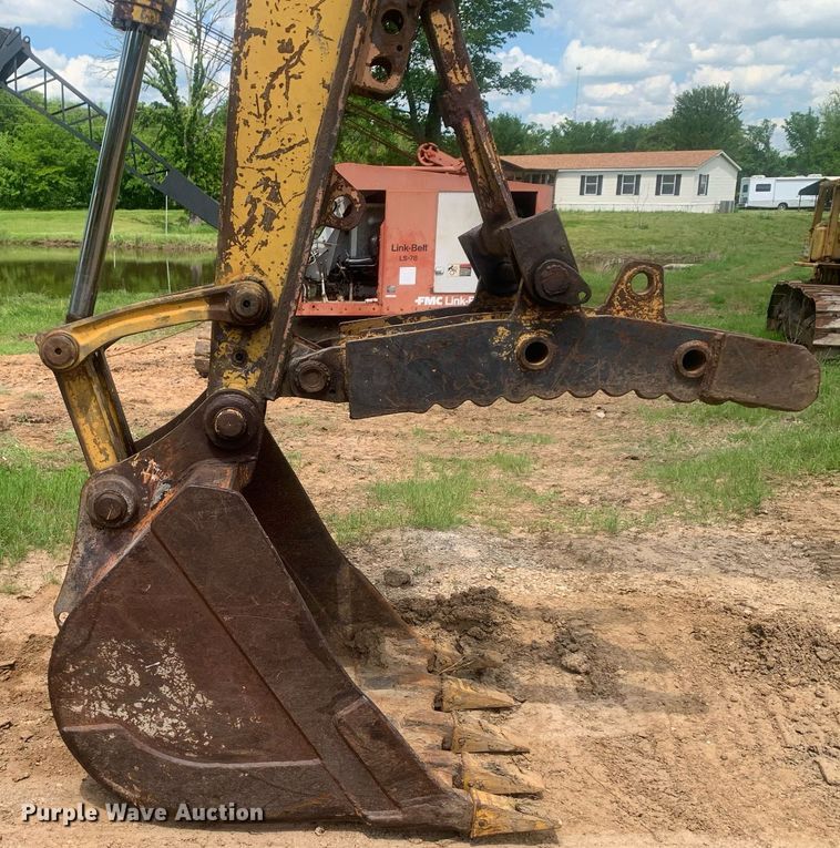 image for item LH9552 2001 Komatsu PC128US-2  excavator