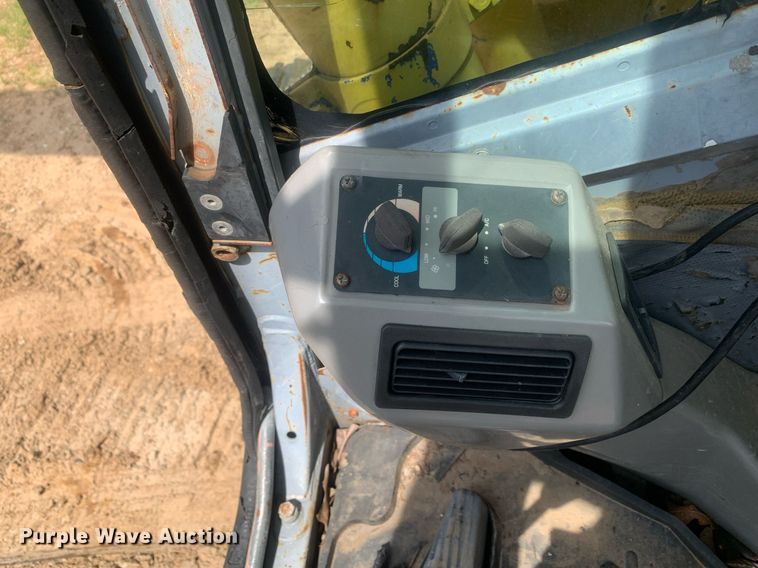 image for item LH9552 2001 Komatsu PC128US-2  excavator