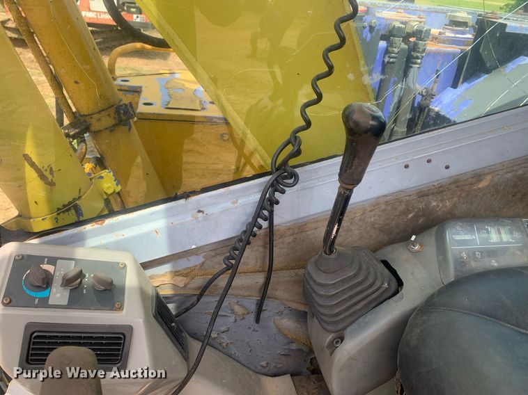 image for item LH9552 2001 Komatsu PC128US-2  excavator