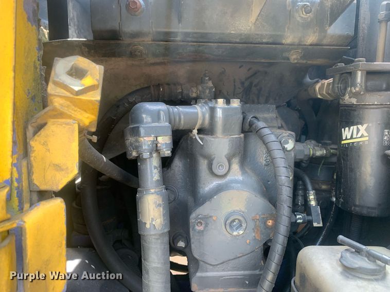 image for item LH9552 2001 Komatsu PC128US-2  excavator