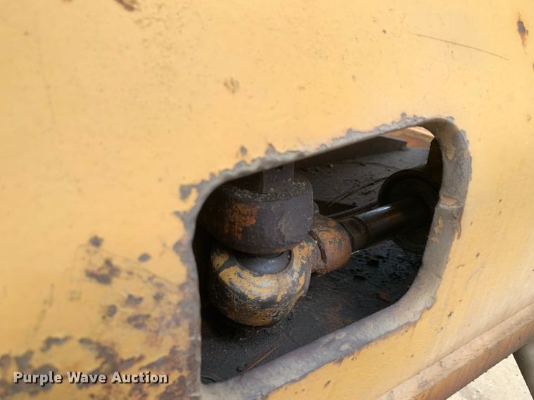 image for item LI9244 1984 Fiat-Allis 65-B  rigid frame motor grader