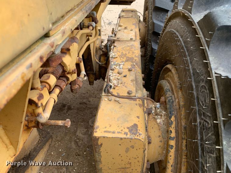 image for item LI9244 1984 Fiat-Allis 65-B  rigid frame motor grader