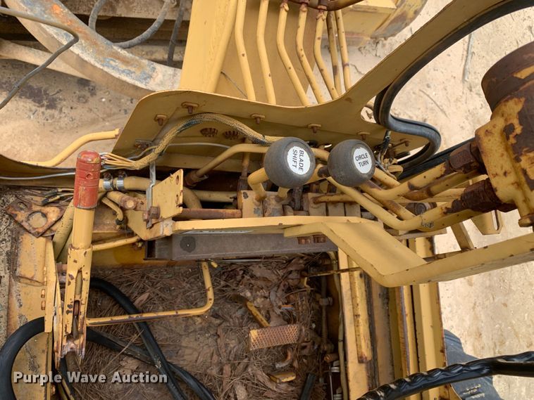 image for item LI9244 1984 Fiat-Allis 65-B  rigid frame motor grader