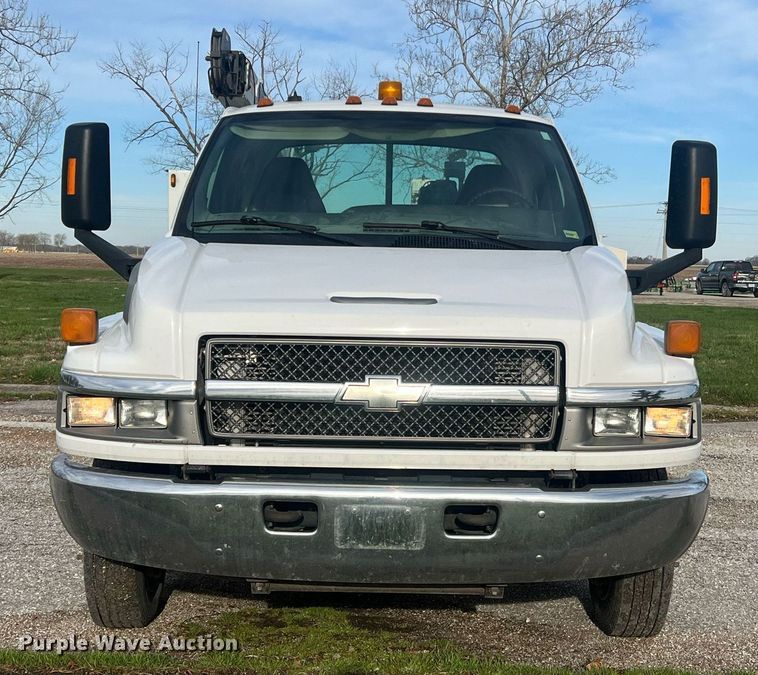 image for item LI9572 2007 Chevrolet C5500  utility / service truck