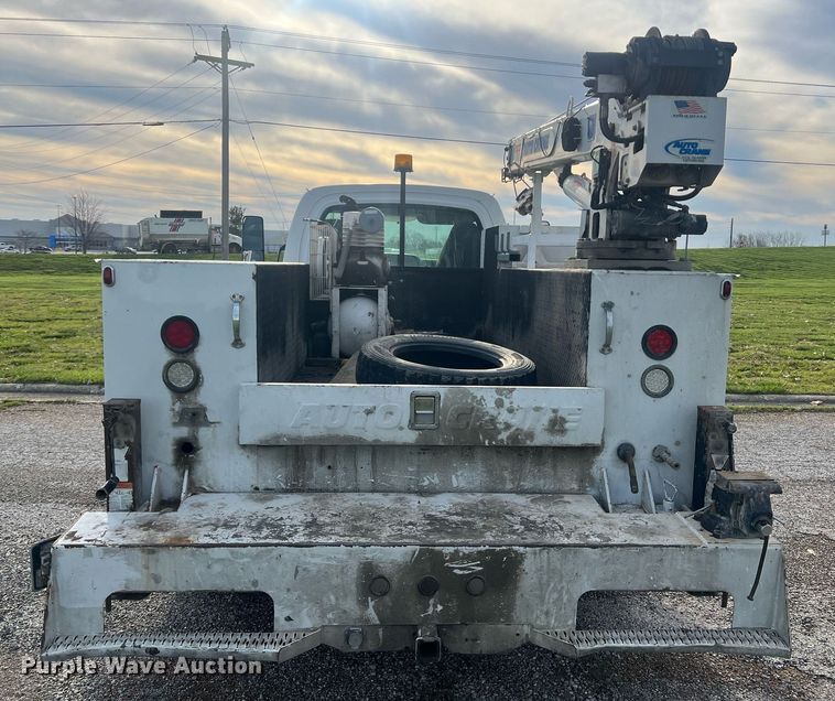 image for item LI9572 2007 Chevrolet C5500  utility / service truck