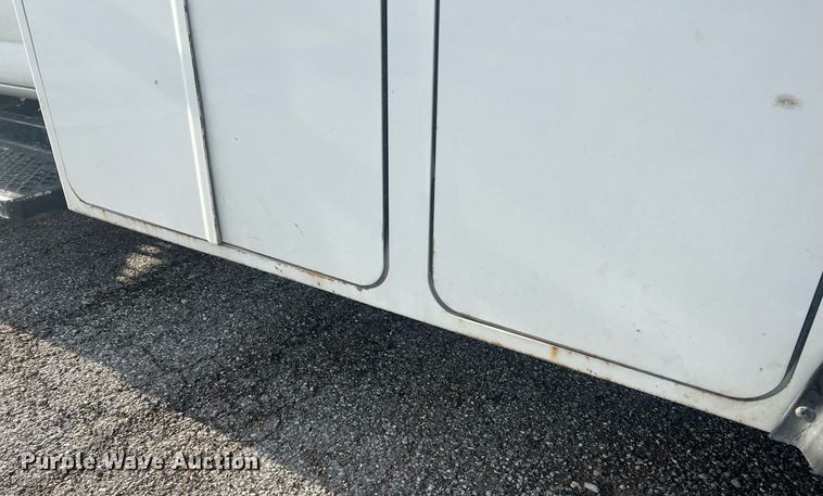 image for item LI9572 2007 Chevrolet C5500  utility / service truck