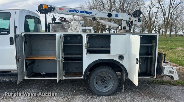 image for item LI9572 2007 Chevrolet C5500  utility / service truck