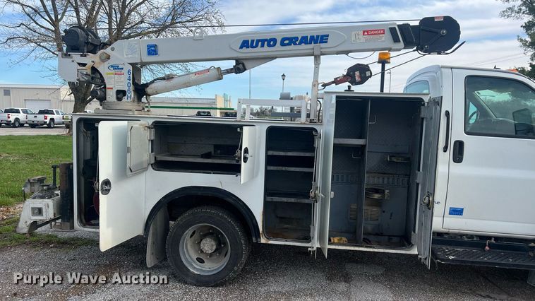 image for item LI9572 2007 Chevrolet C5500  utility / service truck