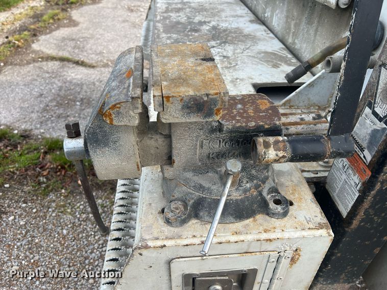 image for item LI9572 2007 Chevrolet C5500  utility / service truck