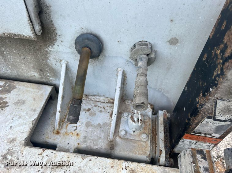 image for item LI9572 2007 Chevrolet C5500  utility / service truck