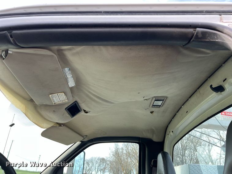 image for item LI9572 2007 Chevrolet C5500  utility / service truck