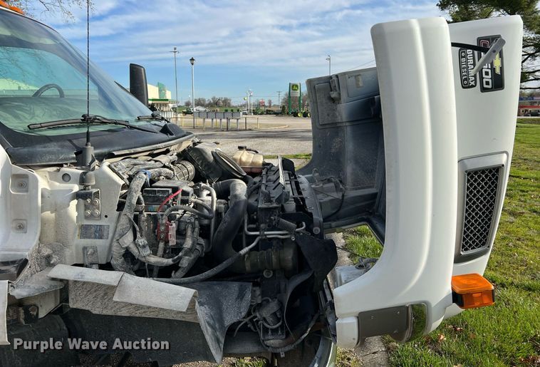 image for item LI9572 2007 Chevrolet C5500  utility / service truck