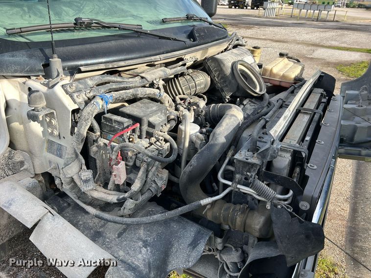 image for item LI9572 2007 Chevrolet C5500  utility / service truck