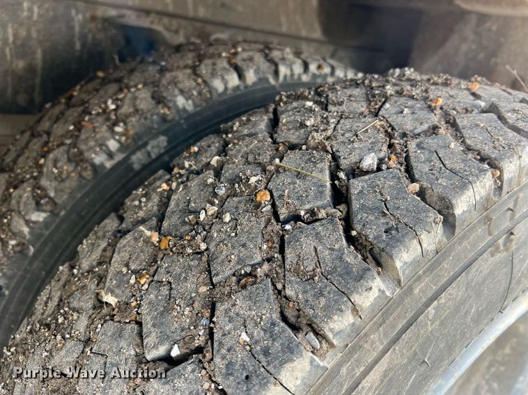 image for item LI9572 2007 Chevrolet C5500  utility / service truck