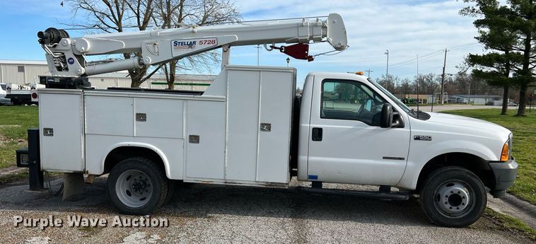 image for item LI9576 2001 Ford F550 Super Duty XL  utility / service truck