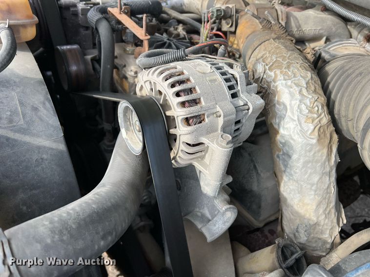 image for item LI9576 2001 Ford F550 Super Duty XL  utility / service truck