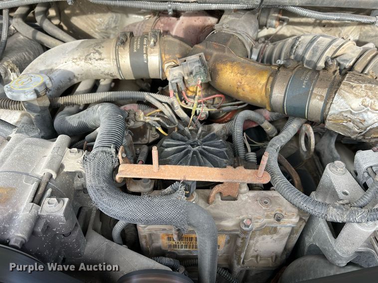 image for item LI9576 2001 Ford F550 Super Duty XL  utility / service truck