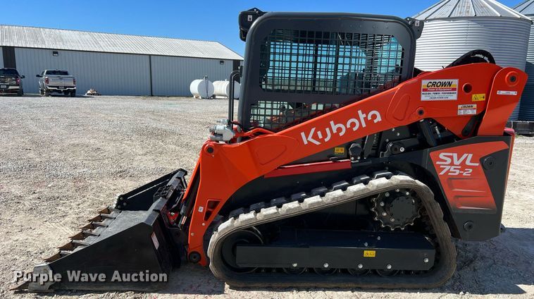 image for item LI9596 2022 Kubota SVL75-2  tracked skid steer loader