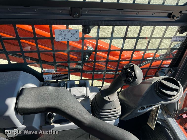 image for item LI9596 2022 Kubota SVL75-2  tracked skid steer loader