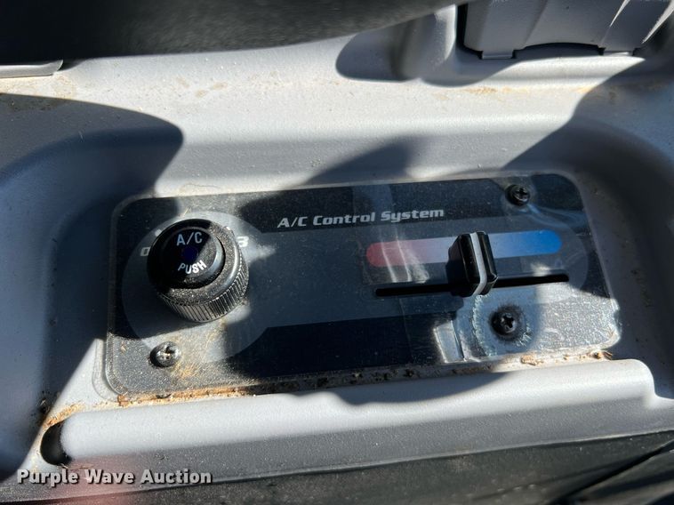 image for item LI9596 2022 Kubota SVL75-2  tracked skid steer loader