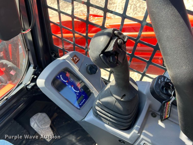 image for item LI9596 2022 Kubota SVL75-2  tracked skid steer loader