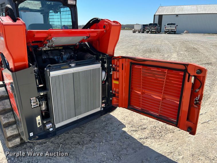 image for item LI9596 2022 Kubota SVL75-2  tracked skid steer loader