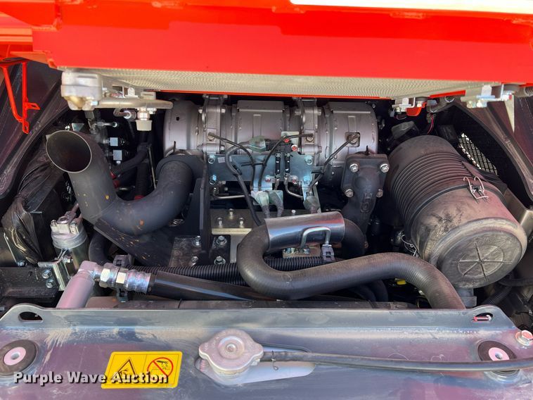 image for item LI9596 2022 Kubota SVL75-2  tracked skid steer loader